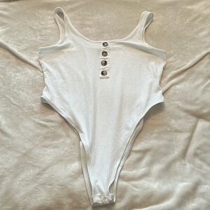 WHITE SHEIN BODYSUIT XL